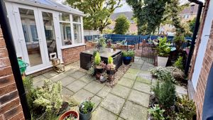 Photo 17- click for photo gallery